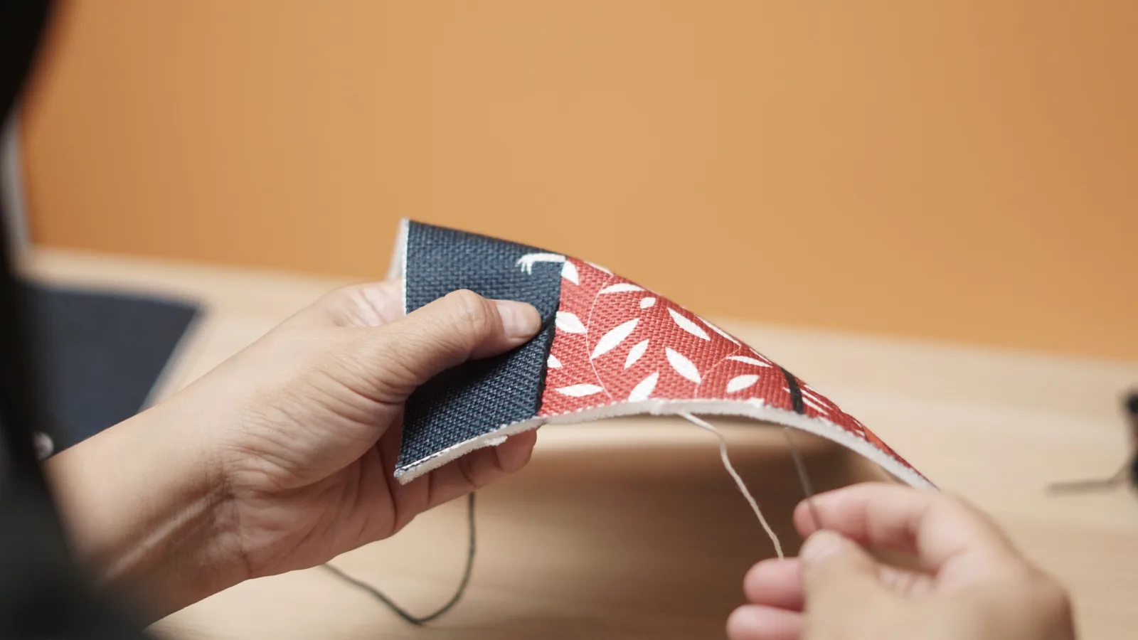 Perbedaan Menjahit, Menyulam, dan Merajut: Kenali Seni di Balik Karya Handmade
